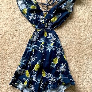 Completely backless pineapple vacation romper m L